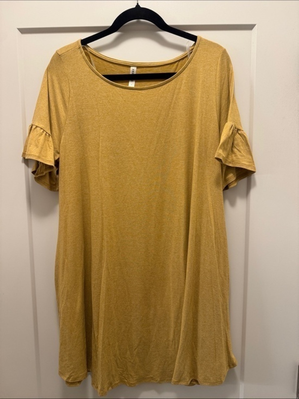 🆕 Emerald Tunic or Dress with Ruffled Sleeves and Pockets . L. NWOT!🔥
